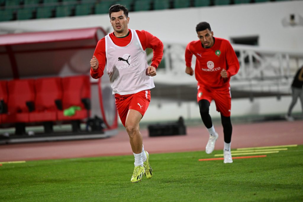 المنتخب الوطني يجري اخر حصة تدريبية قبل لقاء موريتانيا