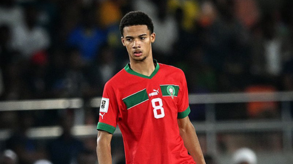 الدولي المغربي أمير ريتشاردسون ينضم إلى نادي فيورنتينا