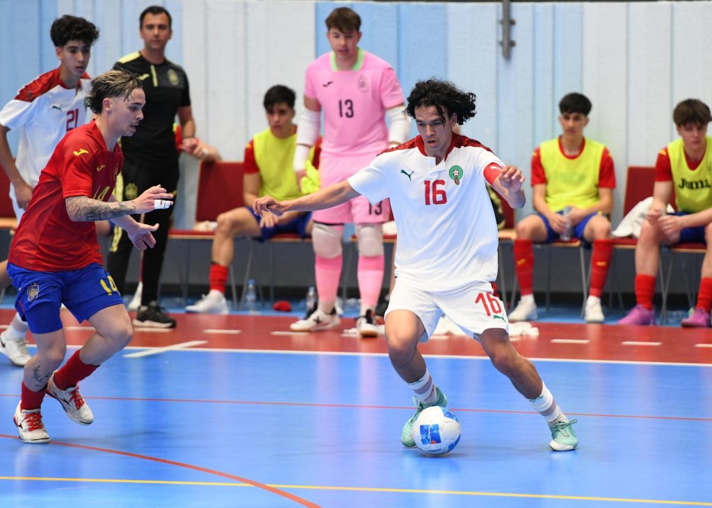 تعادل المنتخب الوطني لكرة