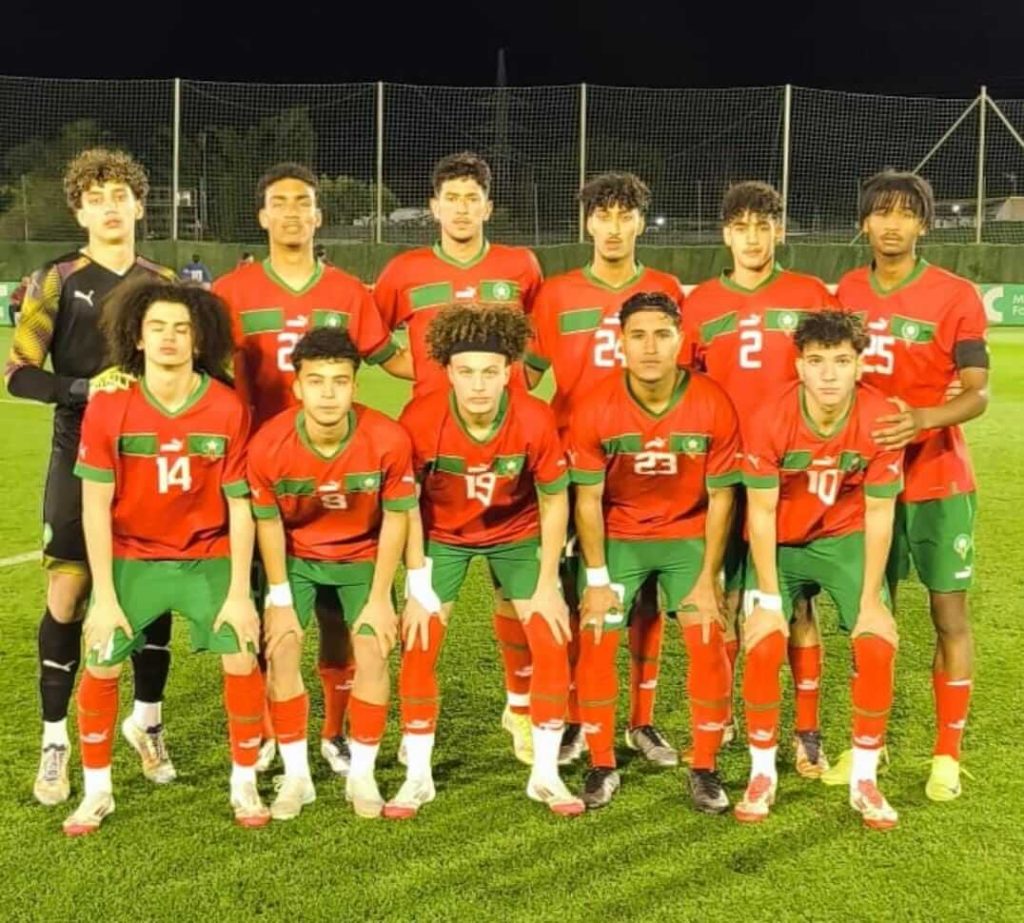 المنتخب الوطني لأقل من 18 سنة يتعادل مع الولايات المتحدة الأمريكية المنتخب الوطني لأقل من 18 سنة يتعادل مع الولايات المتحدة الأمريكية U18 المنتخب الوطني•22-03-2025 تعادل المنتخب الوطني لأقل من 18 سنة بنتيجة هدفين لمثلهما في المباراة الودية التي جمعته مساء يومه السبت 22 مارس 2025 بمنتخب الولايات المتحدة الأمريكية. وسجل الهدف الأول للمنتخب الوطني لأقل من 18 سنة في هذه المباراة الودية التي أقيمت على أرضية مركز كرة القدم بماربيا، بإسبانيا، اللاعب أنيس غزيزال في الدقيقة 10، قبل أن يوقع اللاعب أنس محبوبي الهدف الثاني في الدقيقة 17.