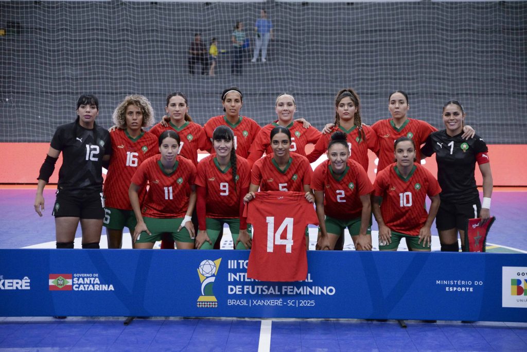 فاز المنتخب الوطني النسوي لكرة القدم داخل القاعة على منتخب غواتيمالا بنتيجة هدفين دون مقابل، في المباراة التي جمعتهما مساء يومه الجمعة 22 غشت 2025، وذلك في إطار الدوري الدولي المنظم بالبرازيل. وسجلت اللاعبة جاسمين دمراوي الهدف الأول للنخبة الوطنية، فيما أحرزت دريسية كريش الهدف الثاني. ويستعد المنتخب الوطني النسوي لكرة القدم داخل القاعة لنهائيات كأس العالم التي ستُجرى أطوارها في الفلبين.