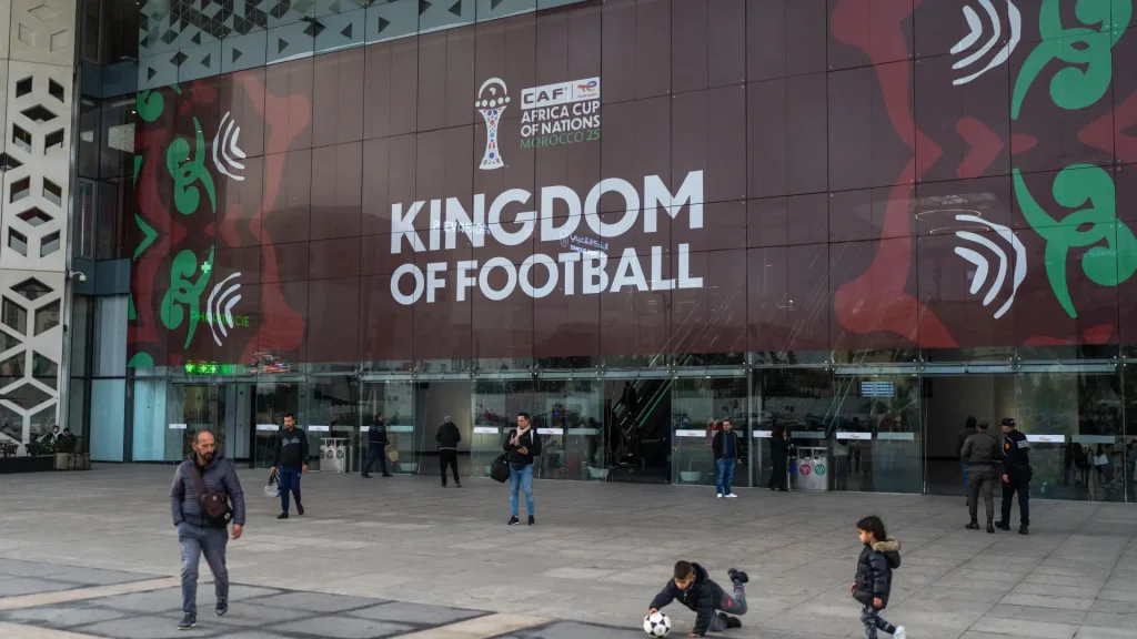 كأس إفريقيا للأمم تدخل البهجة على نفوس نزلاء المؤسسات السجنية