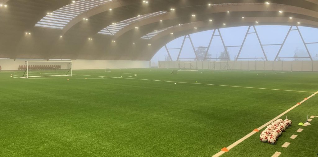 مركب محمد السادس لكرة القدم.. "القلب النابض لكرة القدم الإفريقية" (وسيلة إعلام إيطالية)