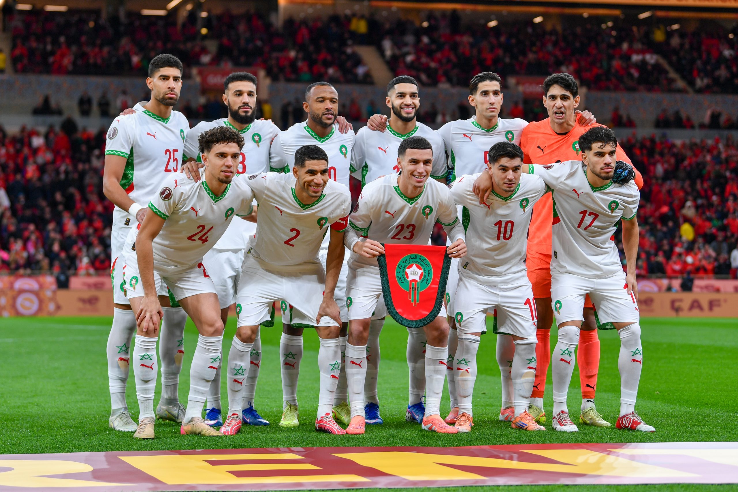 سجّل المنتخب الوطني إنجازا تاريخيا باحتلاله الرتبة الثامنة عالميا في تصنيف الاتحاد الدولي لكرة القدم (فيفا)، وذلك لأول مرة في تاريخ كرة القدم المغربية، منذ اعتماد تصنيف الفيفا للمنتخبات في دجنبر 1992.