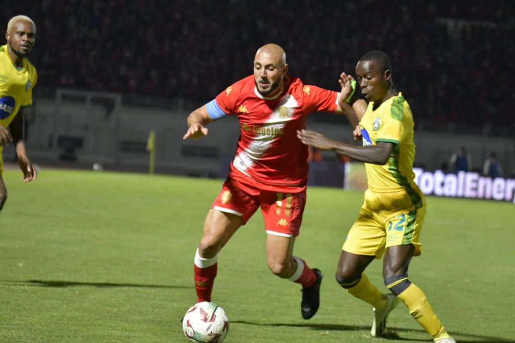 يخوض الوداد الرياضي غمار الجولة الخامسة من دور المجموعات لكأس الكونفدرالية الإفريقية لكرة القدم،وكله عزم على تدارك عثرته في لوبومباشي، سعيا للحاق بأولمبيك آسفي، الذي ضمن في وقت سابق التأهل إلى الدور ربع النهائي.