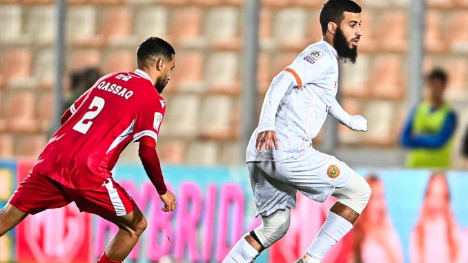 نهضة بركان يفوز على حسنية أكادير (2-1)