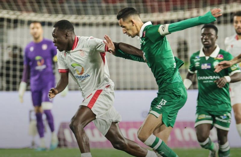 البطولة الوطنية الاحترافية "إنوي" للقسم الأول لكرة القدم (الدورة 14).. الرجاء الرياضي يحقق فوزا ثمينا على مضيفه حسنية أكادير (1-0)