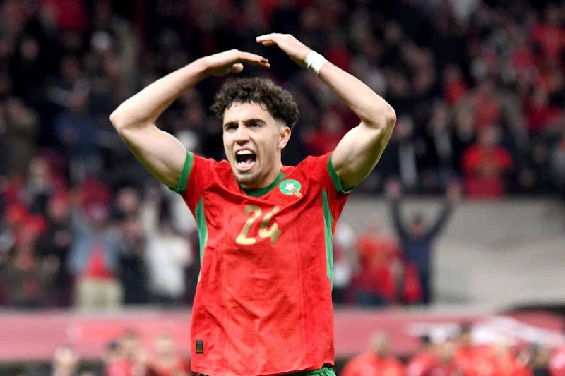 يحظى الدولي المغربي لنادي روما الإيطالي، نائل العيناوي، باهتمام كل من ريال مدريد وبرشلونة إلى جانب نادي لايبزيغ الألماني، وذلك استعدادا لفترة الانتقالات الصيفية المقبلة، وفق ما أفادت به، اليوم الثلاثاء، صحيفة "ماركا" الإسبانية.