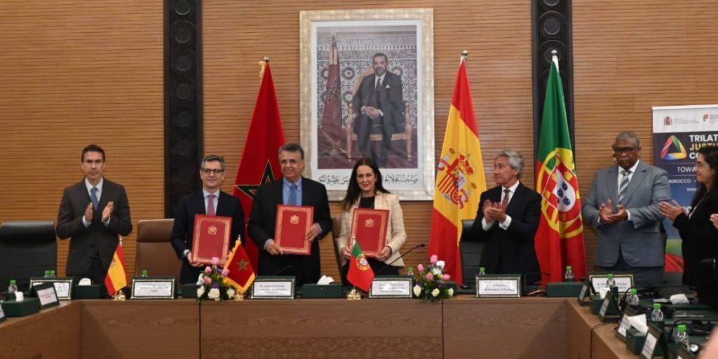 كأس العالم 2030.. توقيع مذكرة تفاهم وخطة عمل ثلاثية بين المغرب وإسبانيا والبرتغال للفترة 2026-2030 في مجال التعاون العدلي الدولي